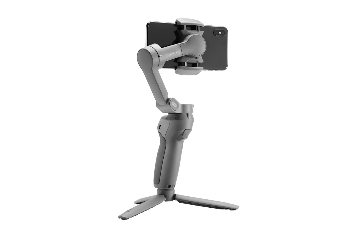 DJI Nacelle Intelligente Osmo Mobile SE pour téléphone à 3 Axes, Portable  et Pliable, Android et iPhone avec ShotGuides, nacelle pour Smartphone