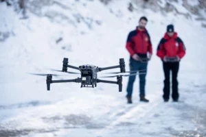 télépilote de drone deux possibilité de carrière